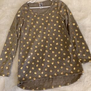 Erge Sweater in Girl’s size Large. Brown and gold